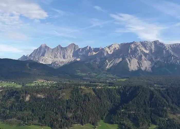 Berghof 3* 斯拉德明